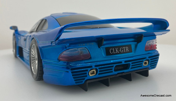 Maisto 1:18 Mercedes Benz CLK GTR (Street Version), Pearl Blue