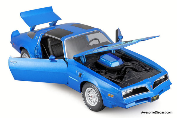 Maisto 1:18 1978 Pontiac Firebird Trans Am, Metallic Blue