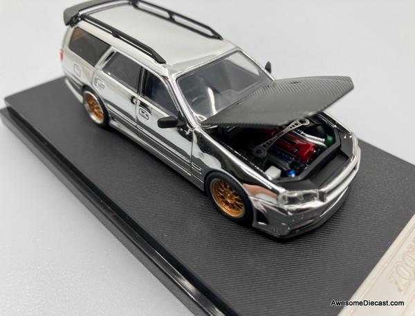 Nissan Stagea 1st Generation R-34, Silver Chrome 1:64 Diecast
