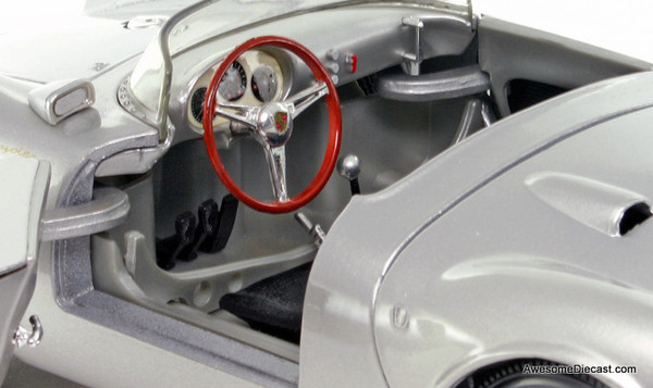 1955 Porsche 550 A Spyder - Silver - 1:18 Diecast Model by Maisto