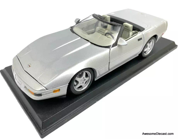 1996 Chevrolet Corvette Convertible - Roof Down Silver 1:18 Diecast Model by Maisto