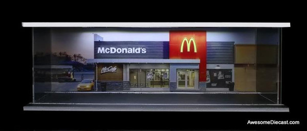 Parking Lot Scene McDonalds (w/Lights) 1:64 Diorama by MoreArt