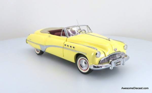 1949 Buick Roadmaster Convertible - Yellow 1:24 Diecast Car Model by Franklin Mint