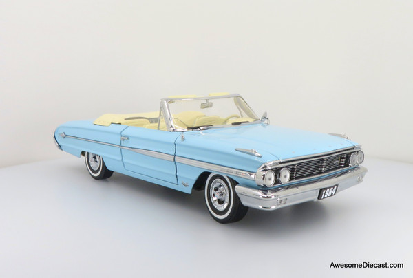 1964 Ford Galaxie 500 XL Convertible - Light Blue 1:18 Diecast Model by Sun Star