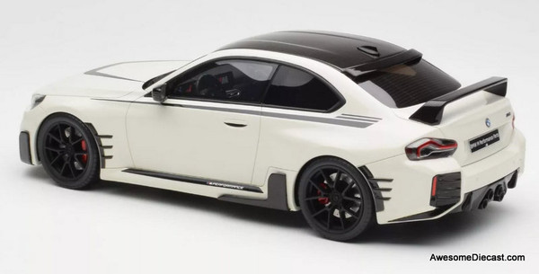 2023 BMW M2 (G87) Performance, White 1:18 Resin Cast Model by GT