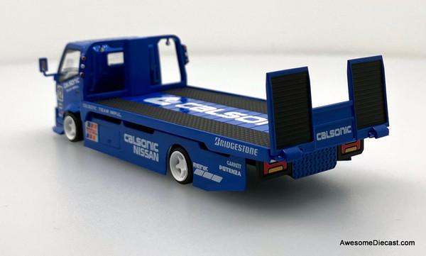 Nissan Cabstar Custom Flatbed Tow Truck, Metallic Blue 1:64
