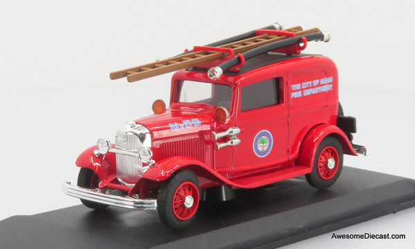 1932 Ford Tudor Pompiers V8: Miami Fire Department Red 1:43 Diecast Model by Eligor