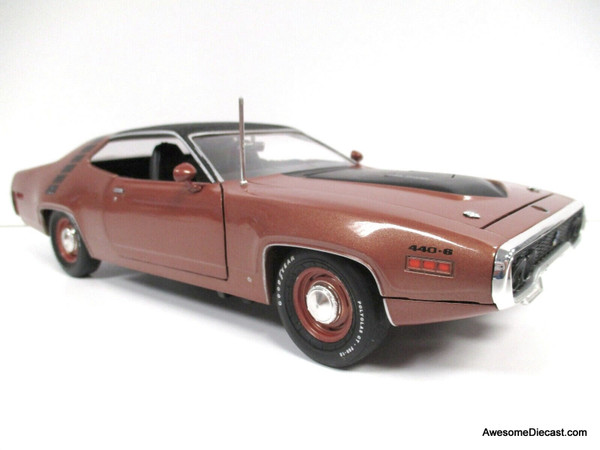 アーテル (ERTL)1/18 1971 PLYMOUTH ‘CUDA 新品 1971 Plymouth Cuda - Tahitian Walnut Metallic 1:18 Scale