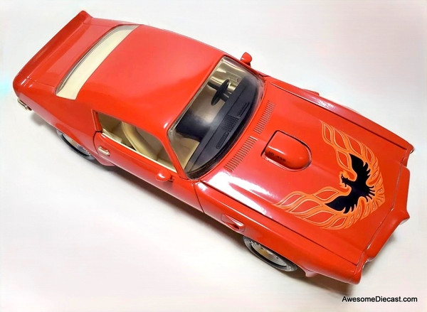 No44 ミニカー1/18箱あり1973 TRANS AM Auto World 1:18 Diecast 1973 Pontiac Firebird TA