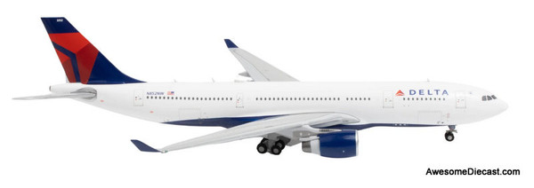 Airbus A330-200 Delta Airlines (Reg #N852NW) 1:400 Diecast Model