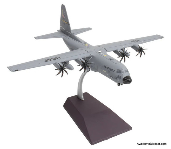 Lockheed C-130H3 United States Air Force (USAF) Montana 1:200 Diecast Model Plane by Gemini 200