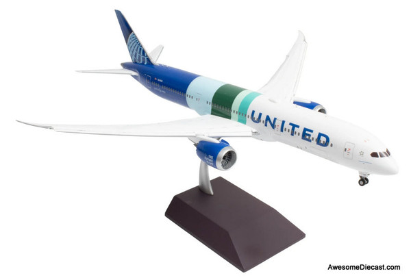 Boeing 787-9 (Flaps Down) United Airlines (Reg #N24988) " The Future Is SAF" 1:200 Diecast Model Plane by Gemini 200