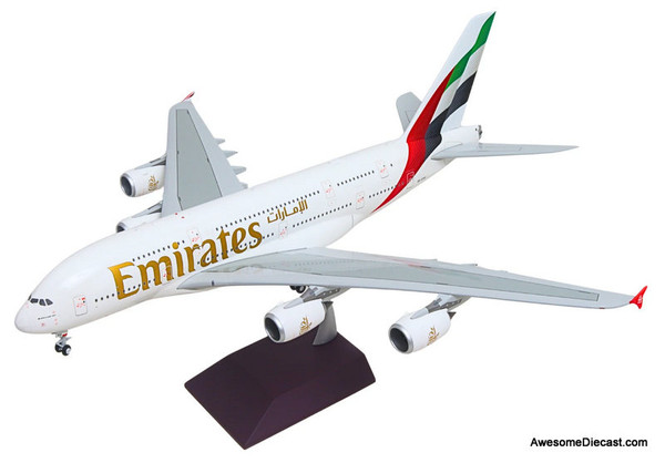 Airbus A380-800: Emirates (Reg #A6-EVG) 1:200 Diecast Model Plane by Gemini 200