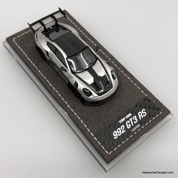 Porsche 992 GT3 RS, Silver/Carbon Fiber 1:64 Diecast Model Car by