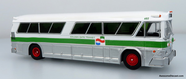 1964 MCI MC-5A Coach: Golden Gate Transit 1:87 (HO) Diecast Model Bus by Iconic Replicas