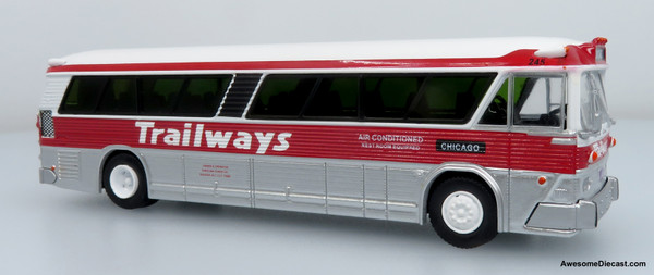 1964 MCI MC-5A Coach: Trailways 1:87 (HO) Diecast Model Bus by Iconic Replicas