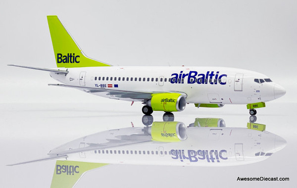 Boeing 737-500: Air Baltic (Reg #YL-BBE) 1:200 Diecast Model Plane by JC Wings