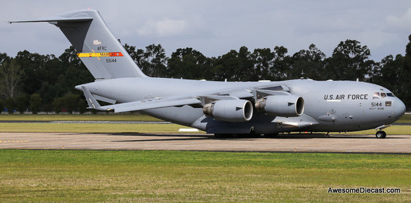 Boeing C-17 Globemaster 111: USAF March AFB 1:200 Diecast Model