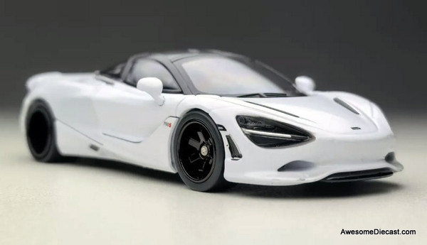 McLaren 750S, White 1:64 Diecast Model Car by FG Model
