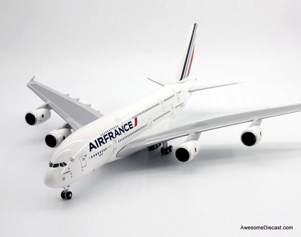 Airbus A380-300: Air France (Reg #F-HPJJ) 1:200 Diecast Model Plane by B Models