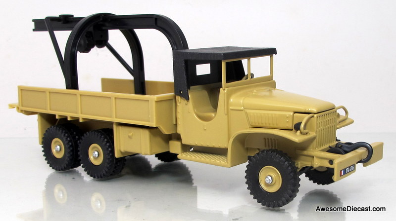 Dan 1:43 GMC CCKW Military Wrecker (Desert Paint Scheme)