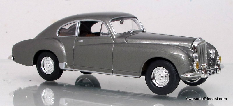 Yat Ming 1:43 1954 Bentley R-Type Continental, Metallic Gray