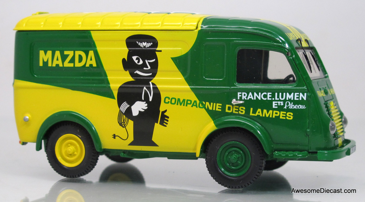 Corgi 1:43 Renault 1000kg - Mazda Lamps 