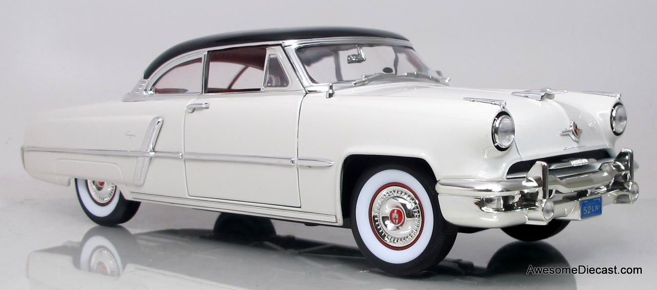 海外並行輸入正規品 1952 Lincoln Capri - White/Black 1:18 Diecast Model by Road 乗用車
