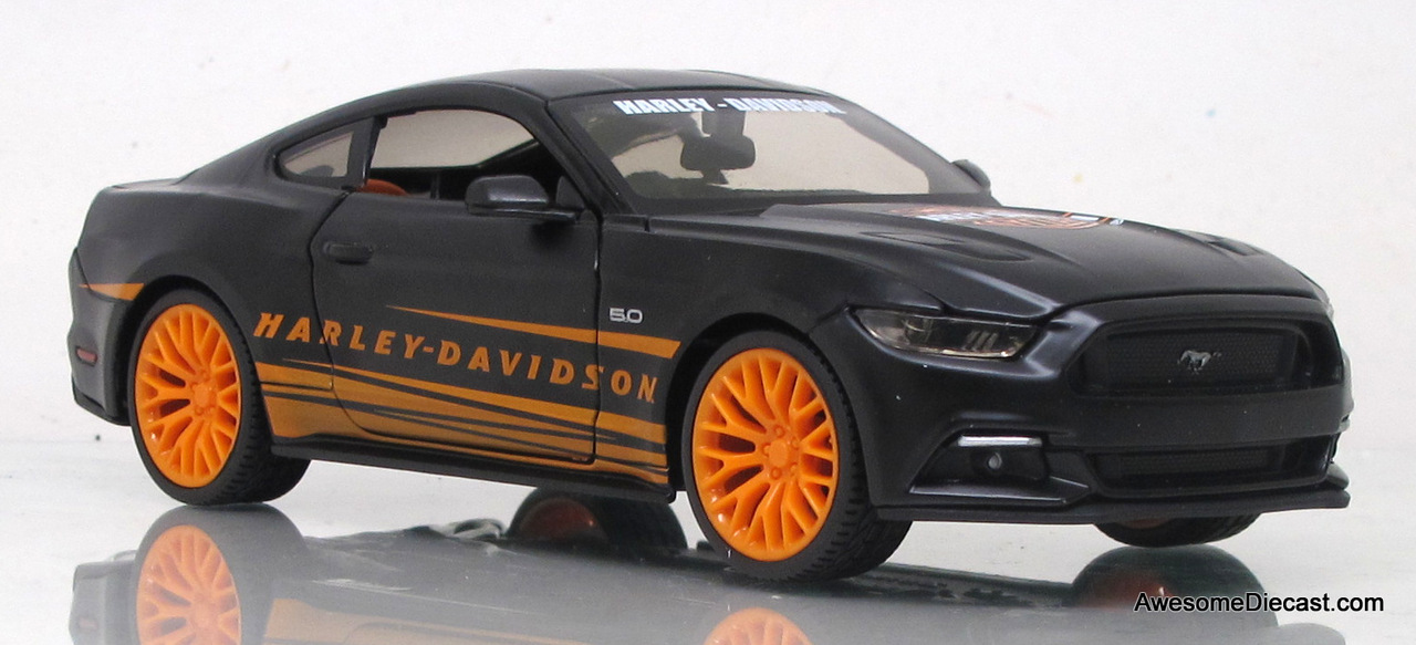 Maisto 1:24 2015 Ford Mustang - Harley Davidson 