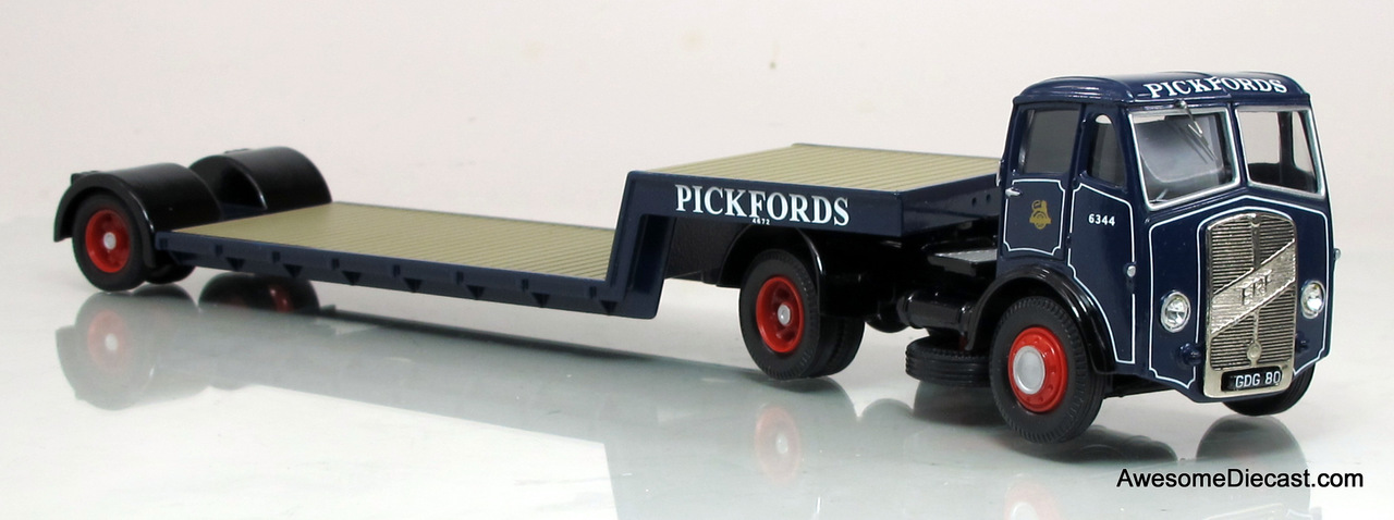 Corgi 1:50 ERF V & Low Loader - Pickfords