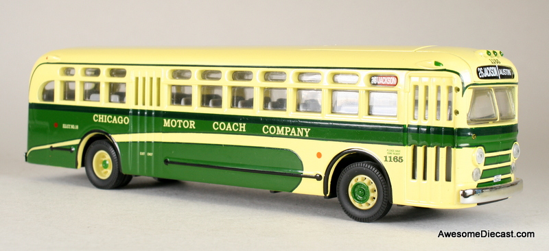 Only One: Corgi Classics 1:50 General Motors 4505 Motorcoach: Chicago Motor Coach Company