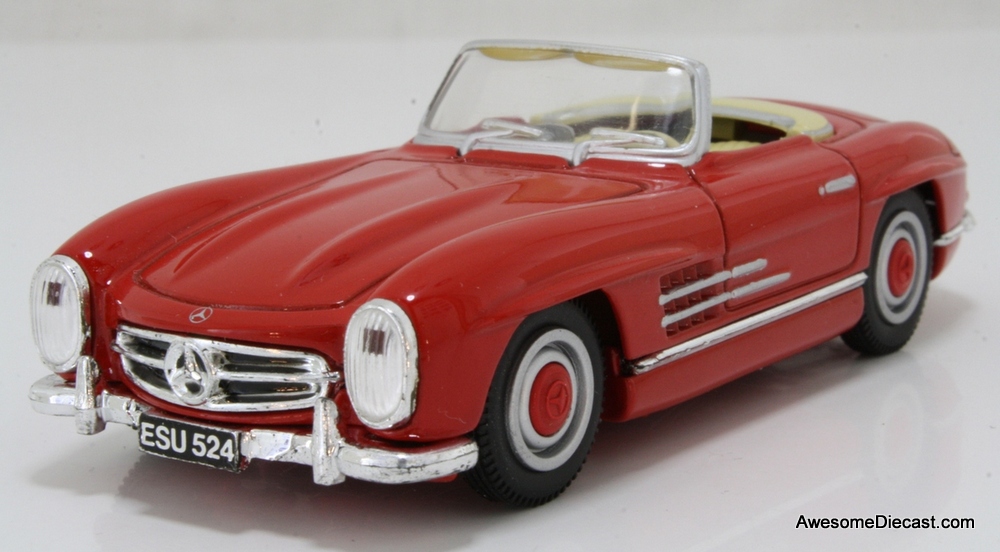 Corgi 1:43 Mercedes 300 SL Convertible, Red