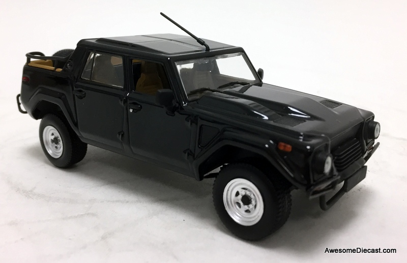 ランボルギーニ LM002 & シルエット MINI CHAMPS 1/43 Minichamps 1:43 1986 Lamborghini LM002, Black