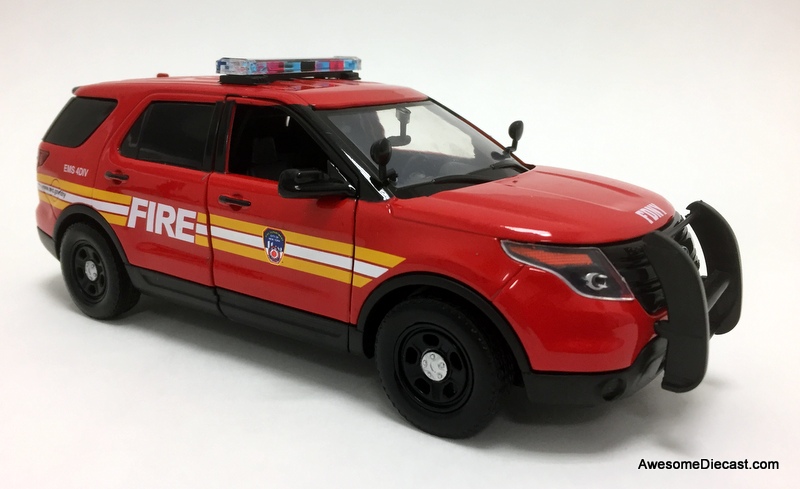 Motor Max 1:24 2015 Ford Police Interceptor: New York Fire Department