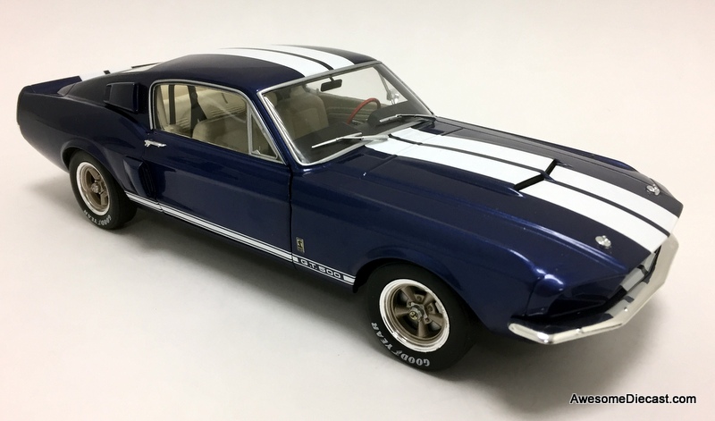 Solido 1:18 Ford Shelby Mustang GT500, Metallic Blue