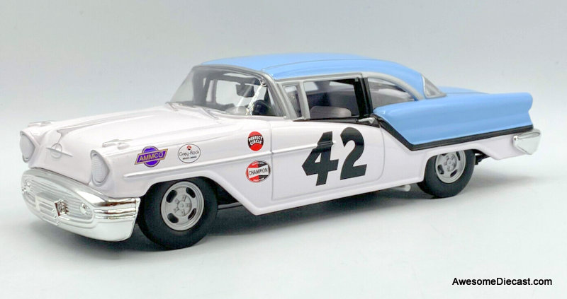 Racing Champions 1:24 1957 Oldsmobile 88: Richard Petty 50th Anniversary Edition