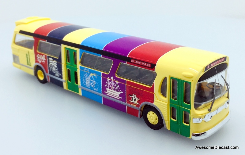 Busch 1:87 GM Fishbowl Bus: Baltimore Tour Bus