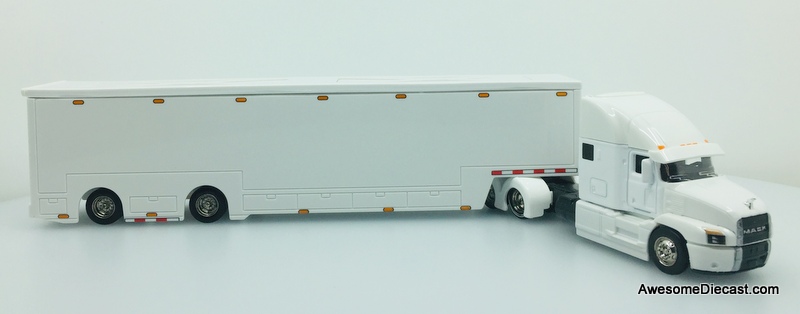 Maisto 1:64 Mack Anthem Custom Hauler w/Trailer, White