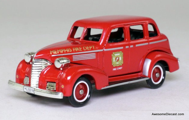 Corgi Fire Heroes 1939 Chevrolet Sedan: Memphis Fire Chief Car