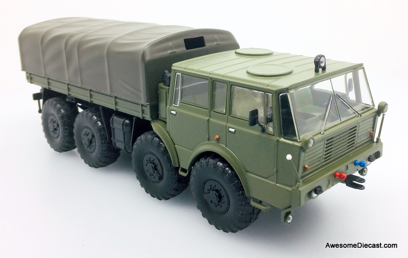 IXO 1:43 1968 Tatra 813 8x8 Kolos, Army Green