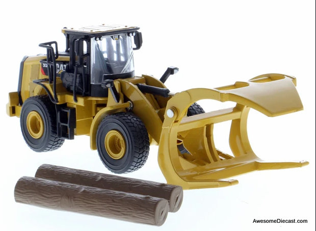 Diecast Masters 1:64 Cat 950M Wheel Loader w/Log Fork & General Purpose Bucket