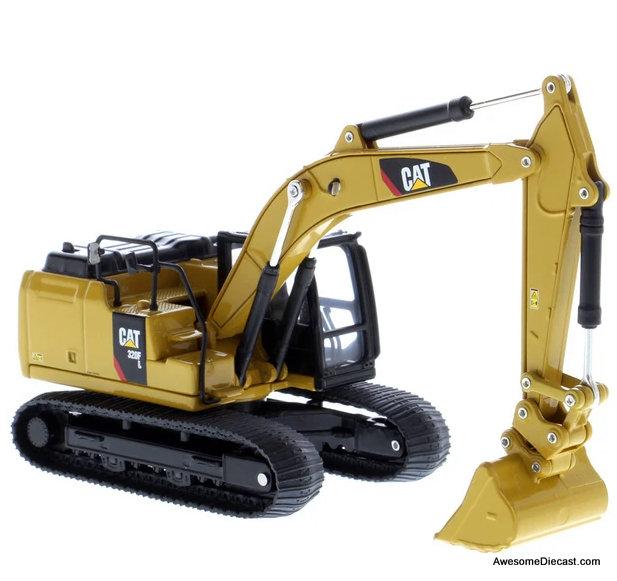 Diecast Masters 1:64 Caterpillar 320FL Hydraulic Excavator w/Accessories