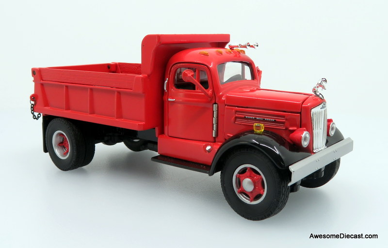 Only One! SpecCast 1:50 White WC22 Dump Truck, Red