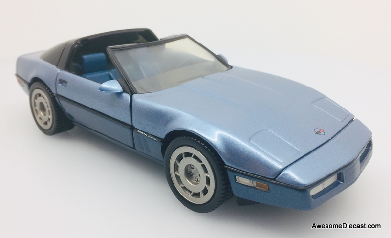 Franklin Mint 1:24 1984 Chevrolet Corvette Coupe w/Targa Top, Metallic Blue