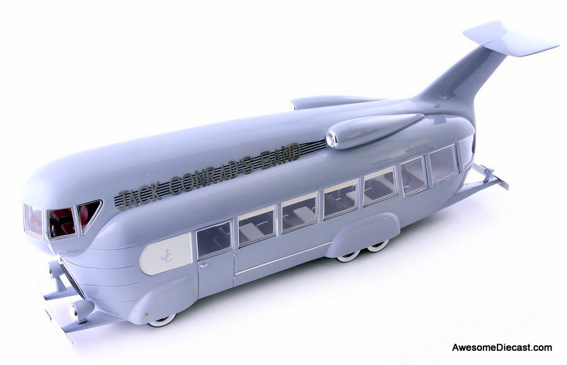 AutoCult 1:43 1935  Paramount Jack Conrad Band Bus, Gray