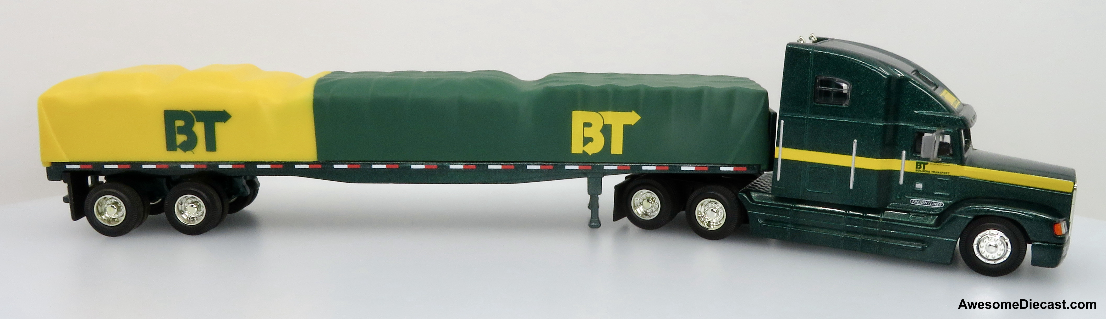 Only One! PEM Hartoy 1:64 Freightliner FLD 120 Sleeper Cab w/ 45' Flatbed Trailer: Builders Transport