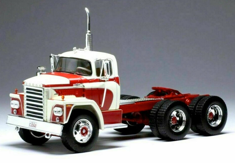 IXO 1:43 1960 Dodge LCF CT900 Day Cab, Red/White