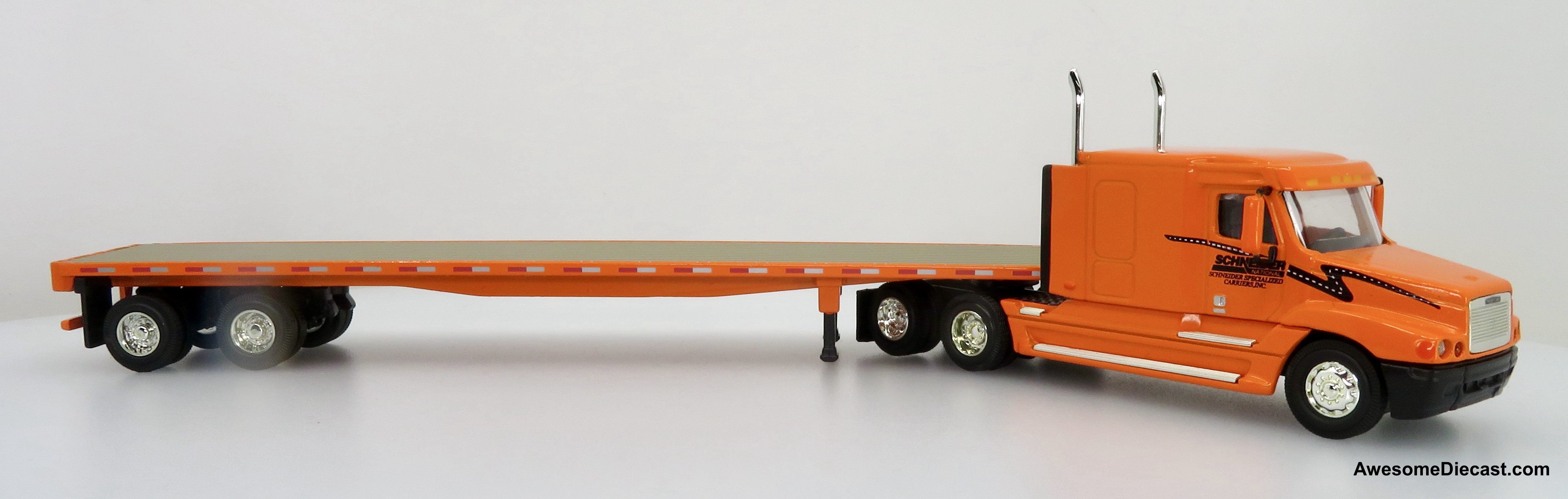 Only One! PEM Hartoy 1:64 Freightliner Century Midroof Sleeper Cab w/ Flatbed Trailer: Schneider National / Schneider Specialized Carriers