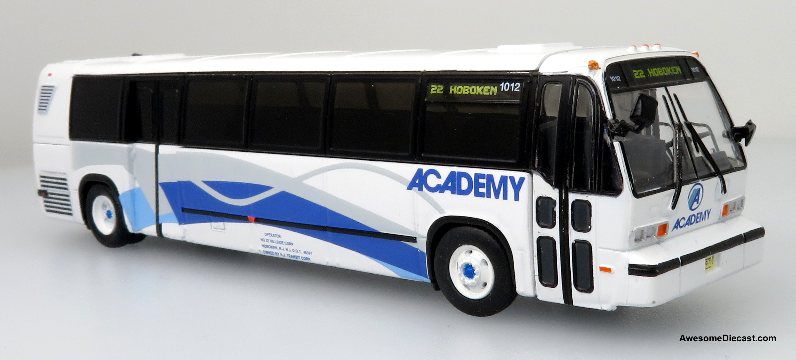 Iconic Replicas 1:87 1999 TMC RTS Transit Bus: Academy Bus Lines