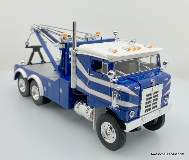 First Gear 1:34 1953 Kenworth Bull Nose Heavy Duty Holmes Wrecker